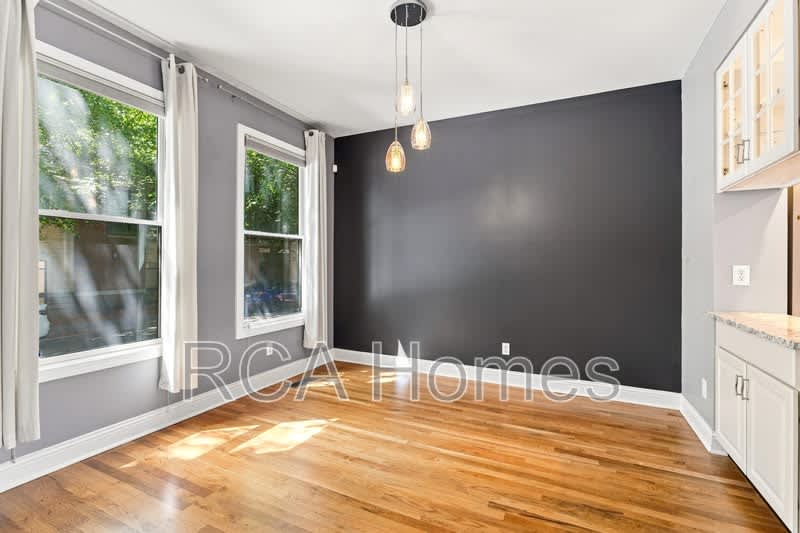 232 East Saint Joseph Street – photo 4
