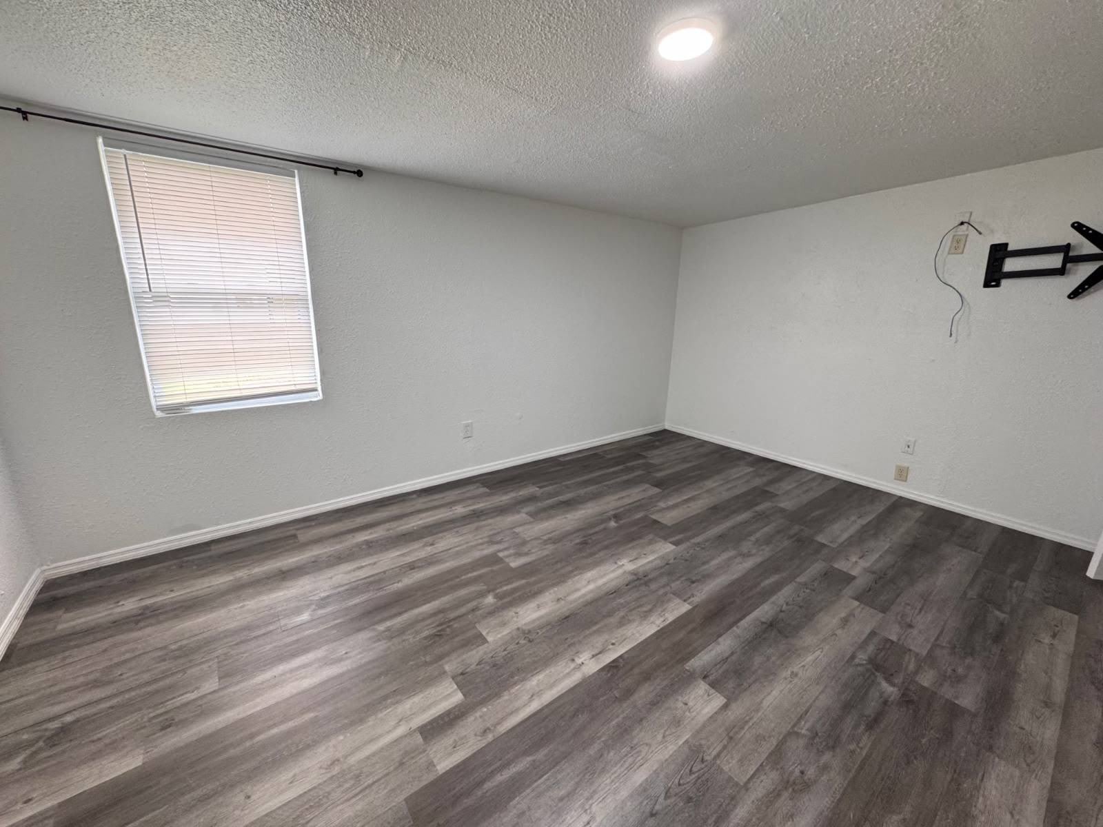 18644 Triple East Rd – photo 5