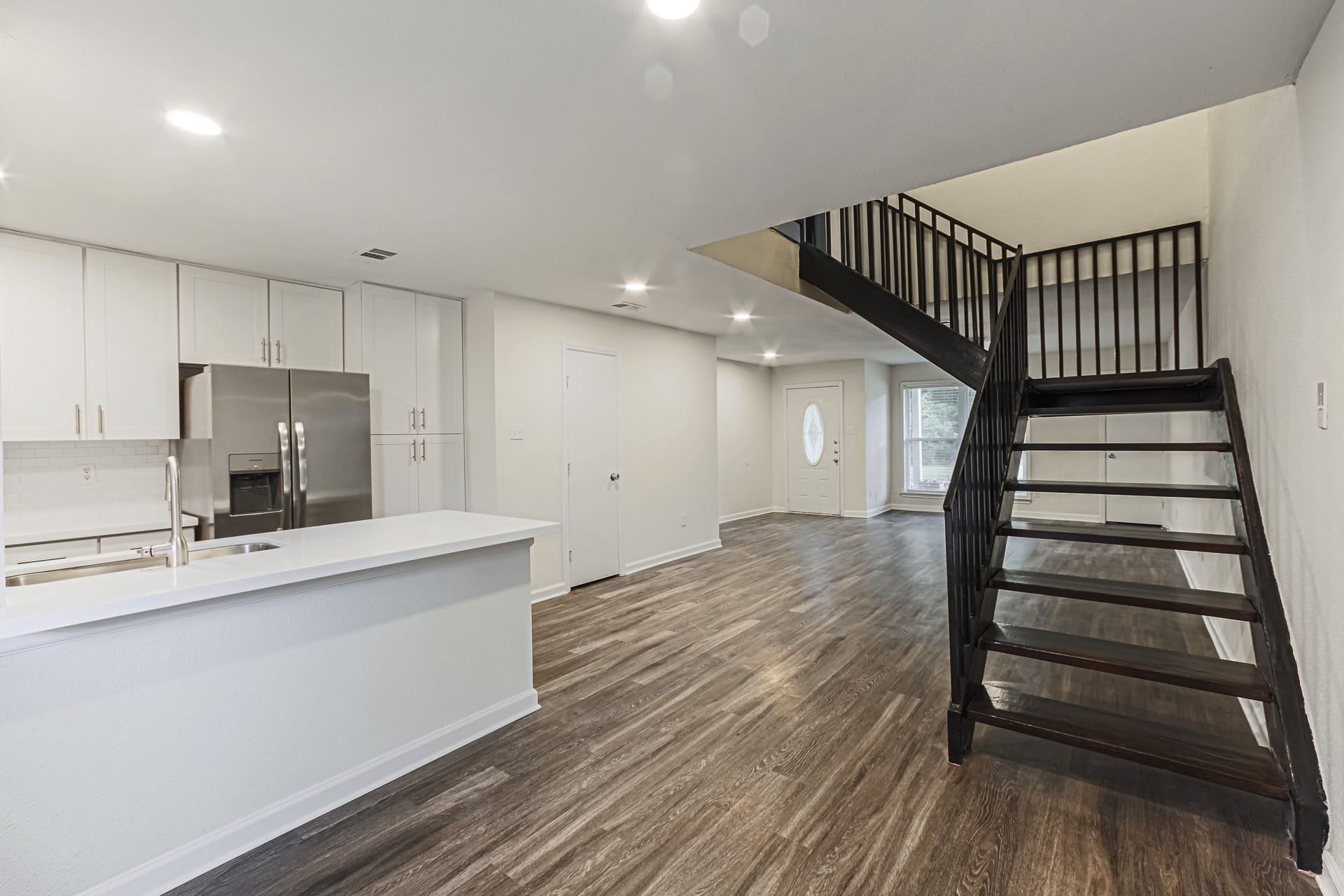 Roundhill Townhomes – photo 4