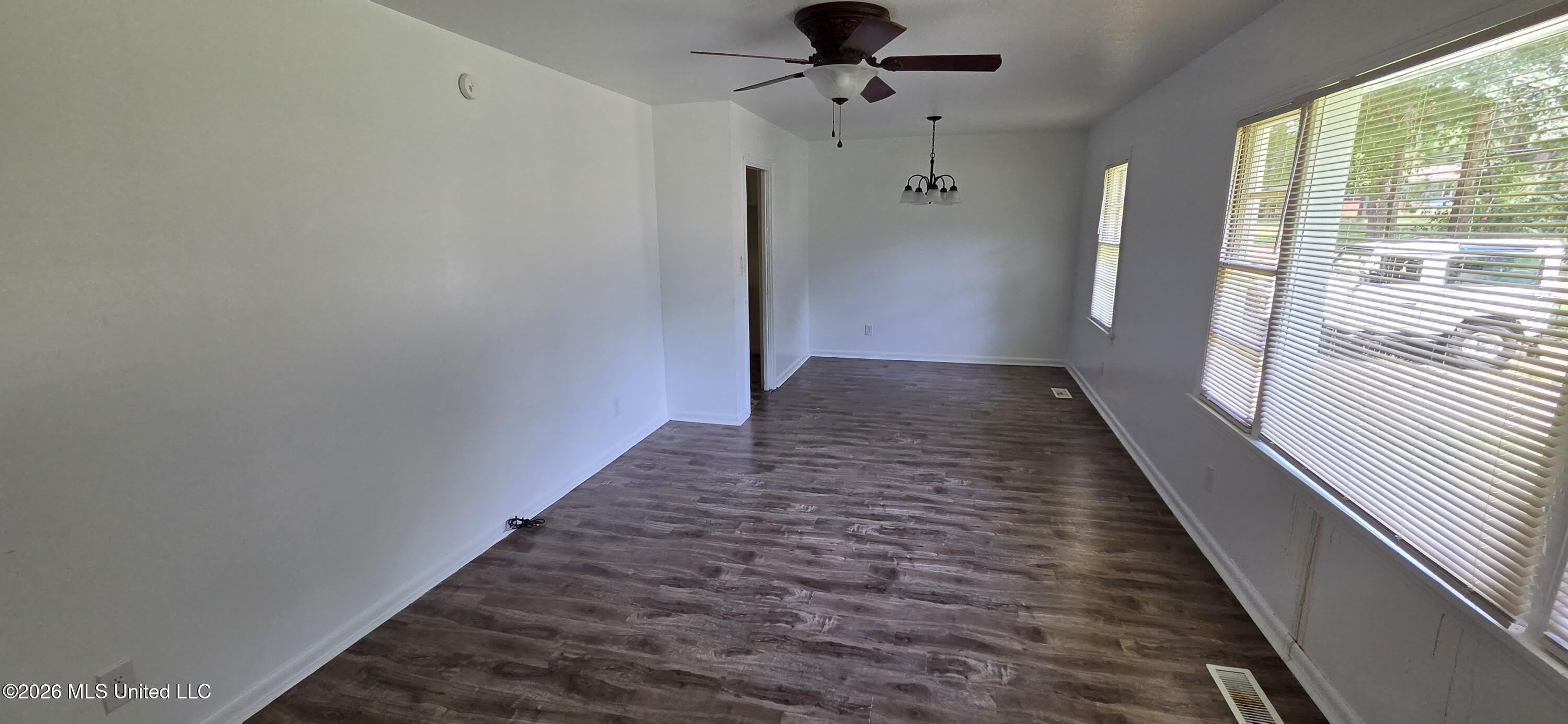 3111 Revere Street – photo 3