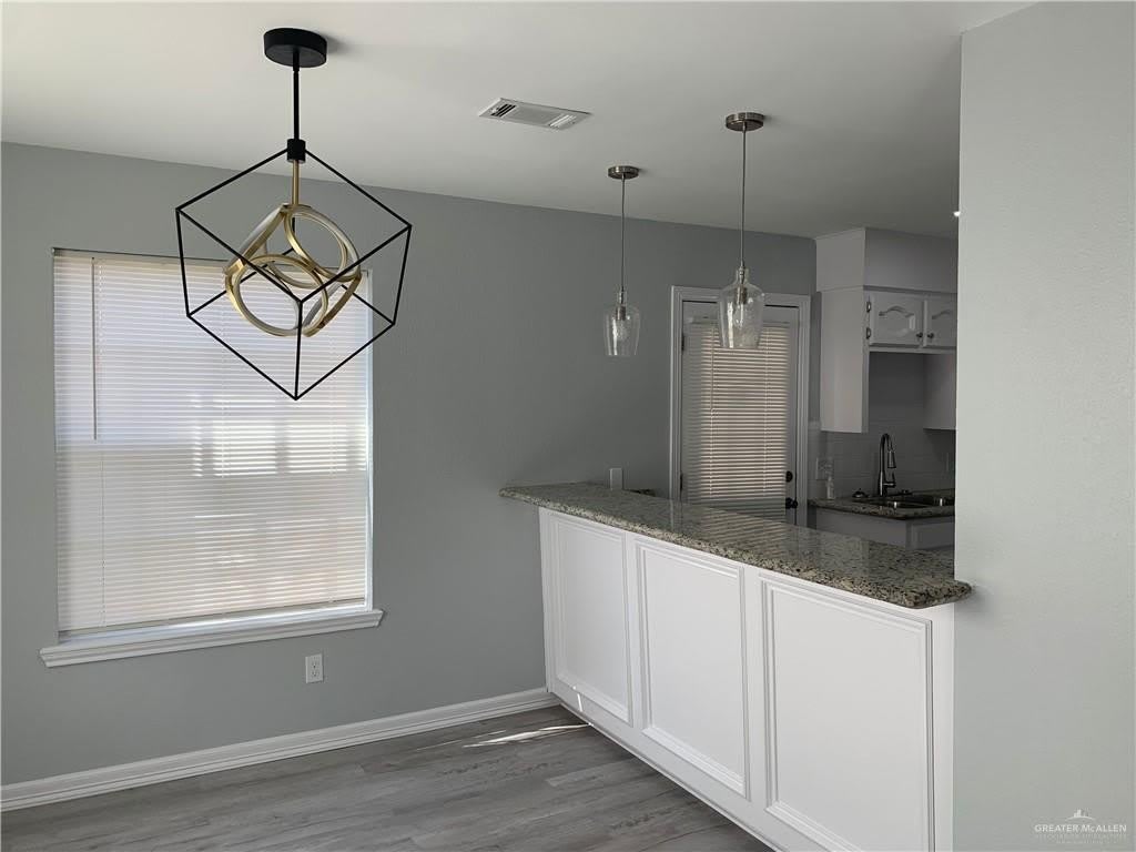 1805 Jason Avenue – photo 2