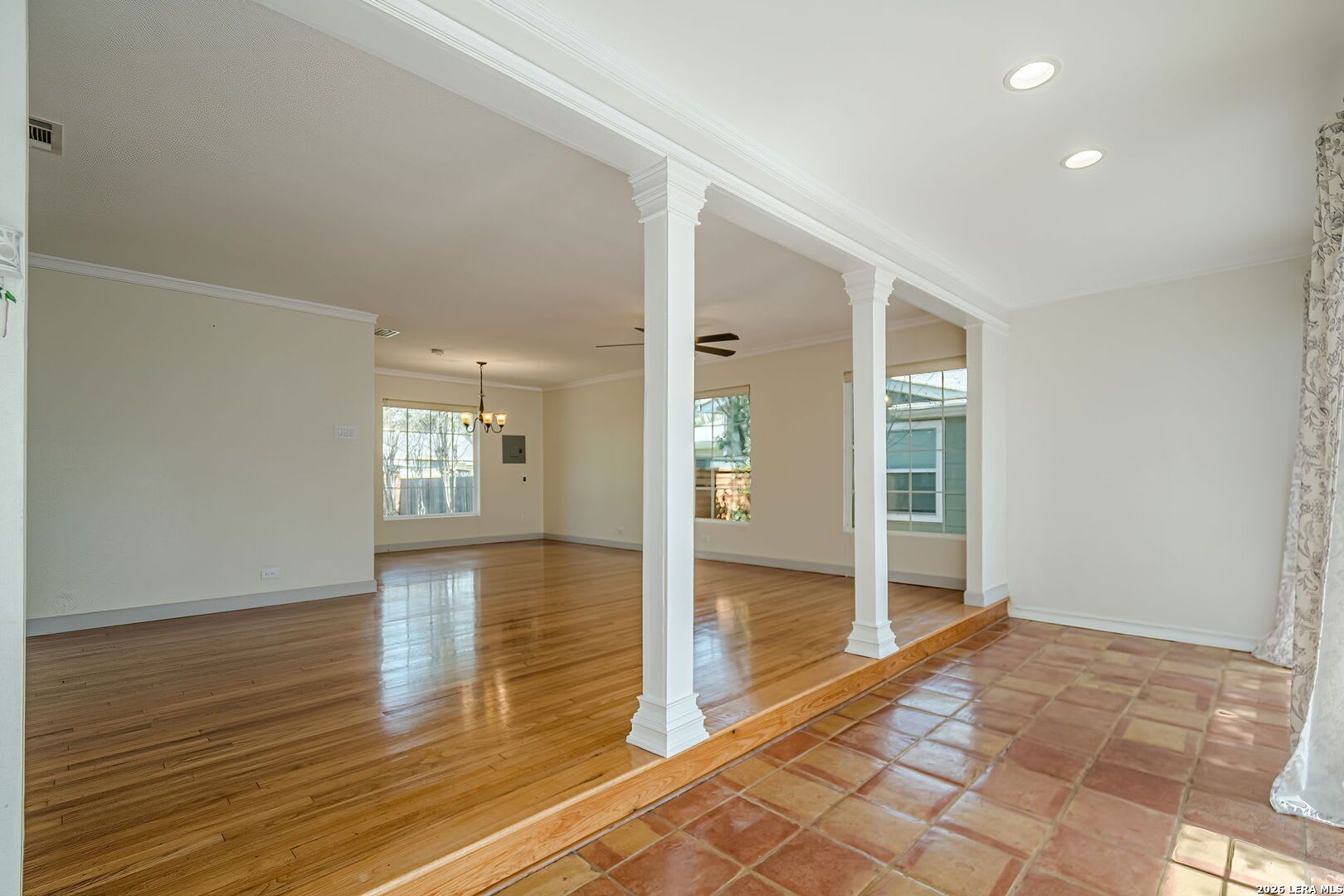 GORGEOUS 4-BEDROOM HOME IN TERRELL HEIGHTS – photo 4