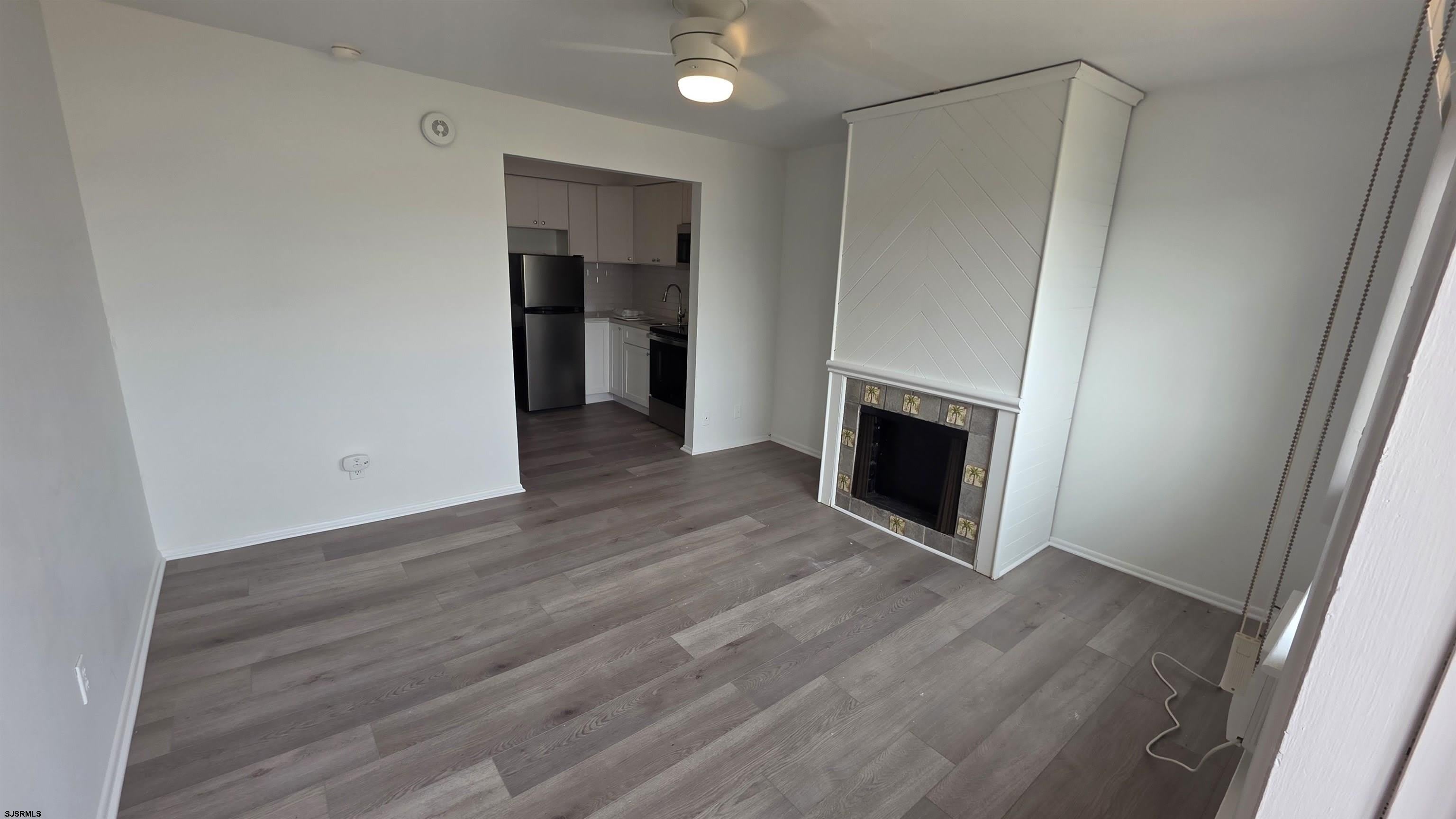 9600 Amherst Ave – photo 3