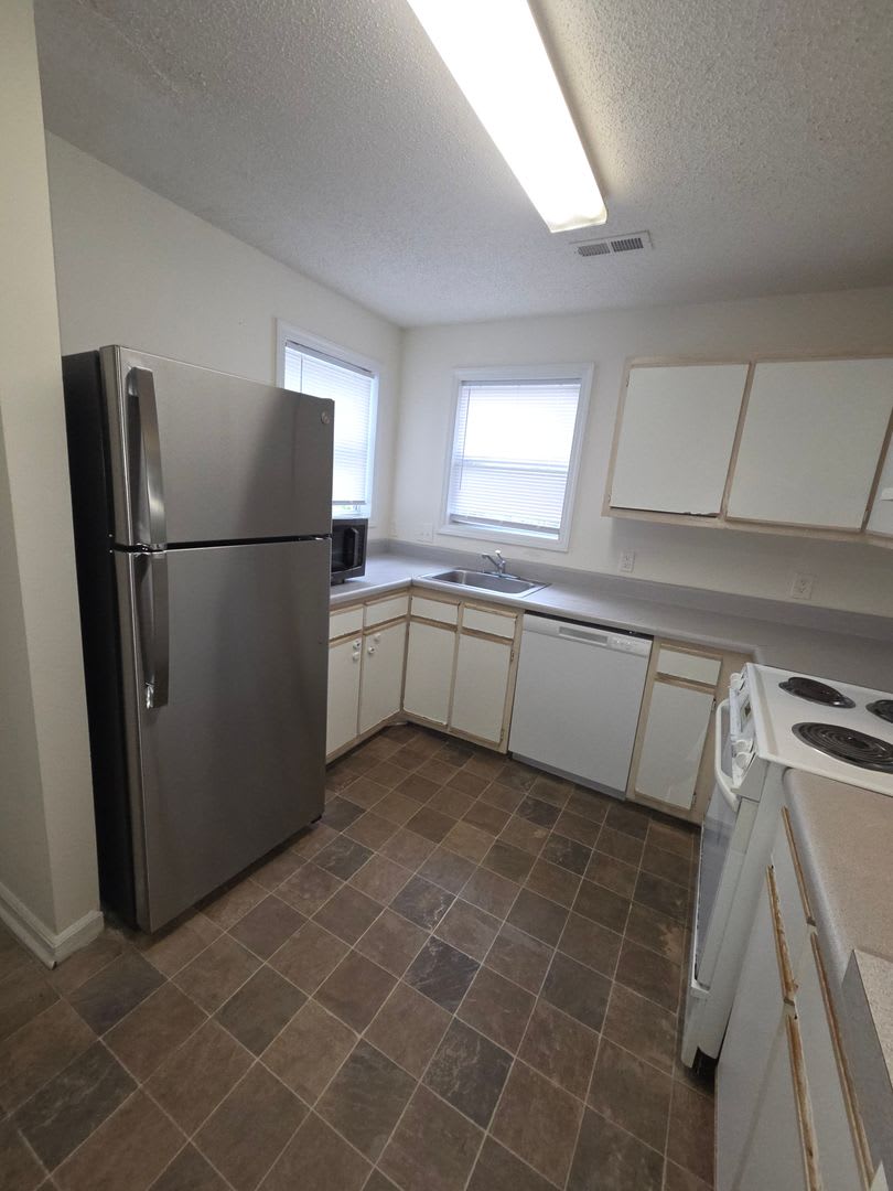 4 Bed 4 Bath Condo At University Oaks With Individual Room Rentals 250 Off Your First Full Month S Rent – photo 3