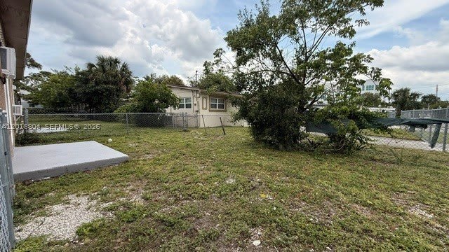 646 NW 14th Ter – photo 5