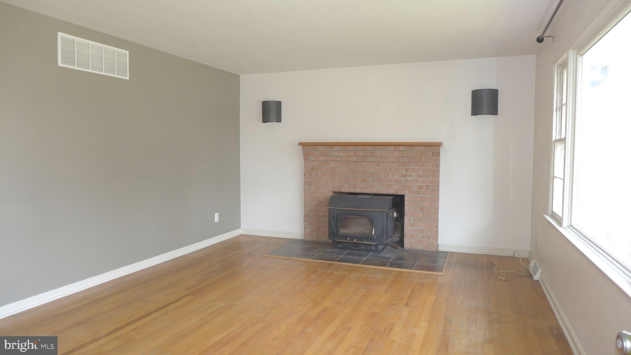 93 GREAT LAKE Drive – photo 3