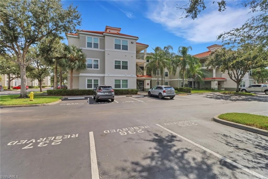 23600 Walden Center Dr – photo 2