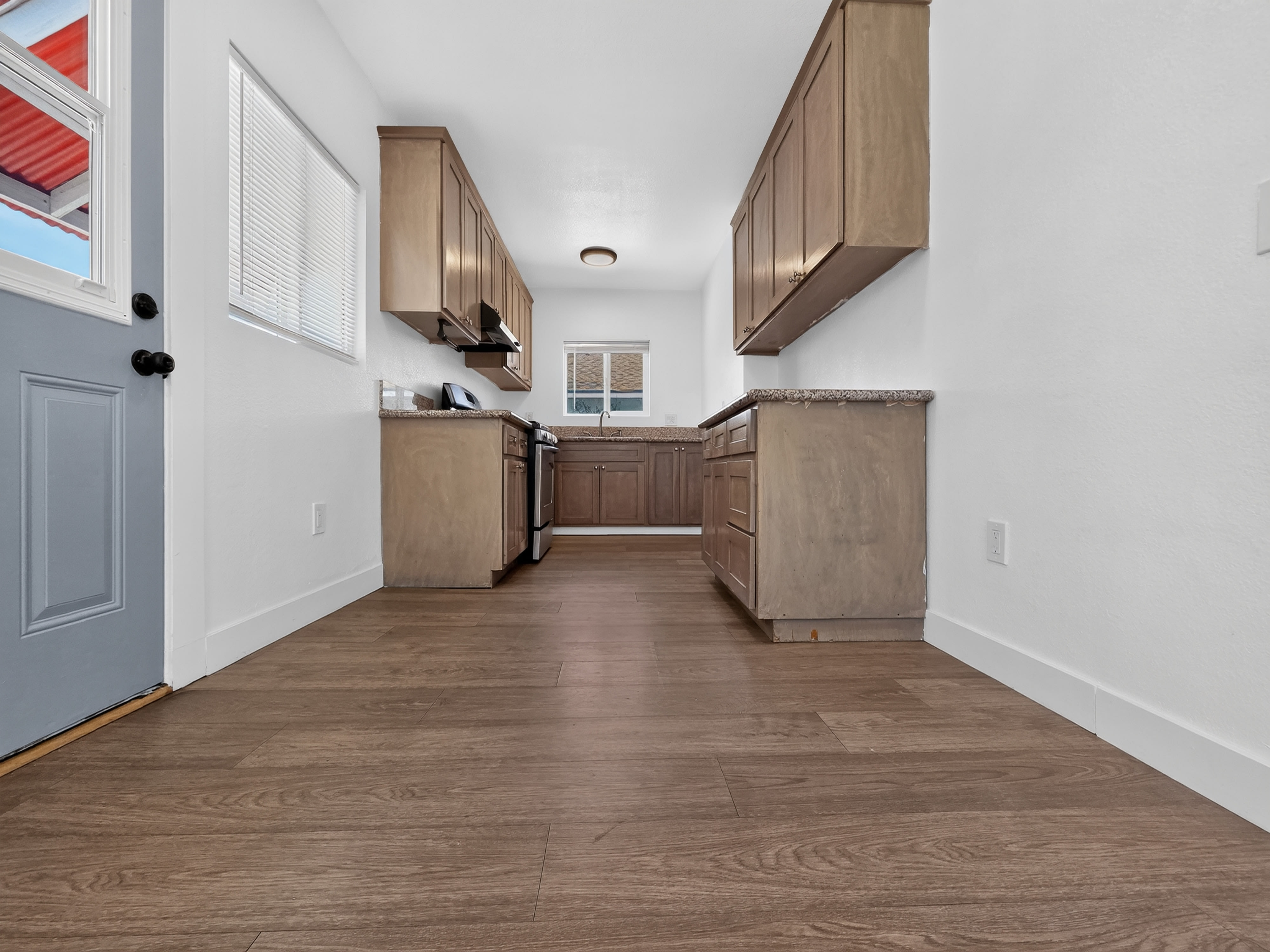 9524 Mayne St – photo 4