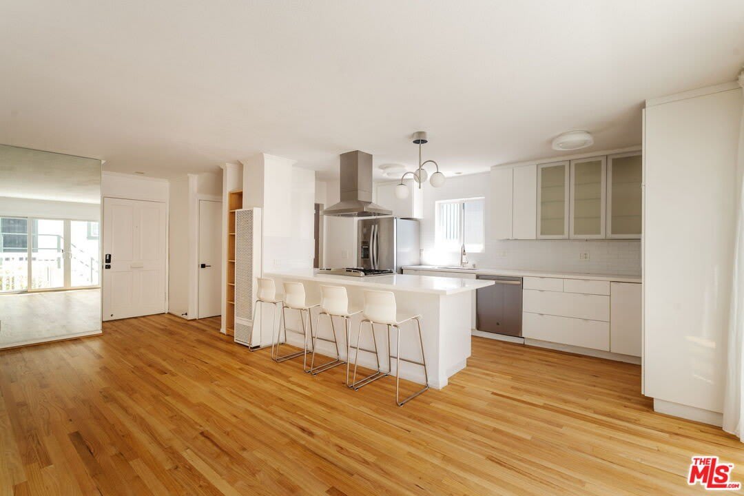 740 N Dillon St – photo 3