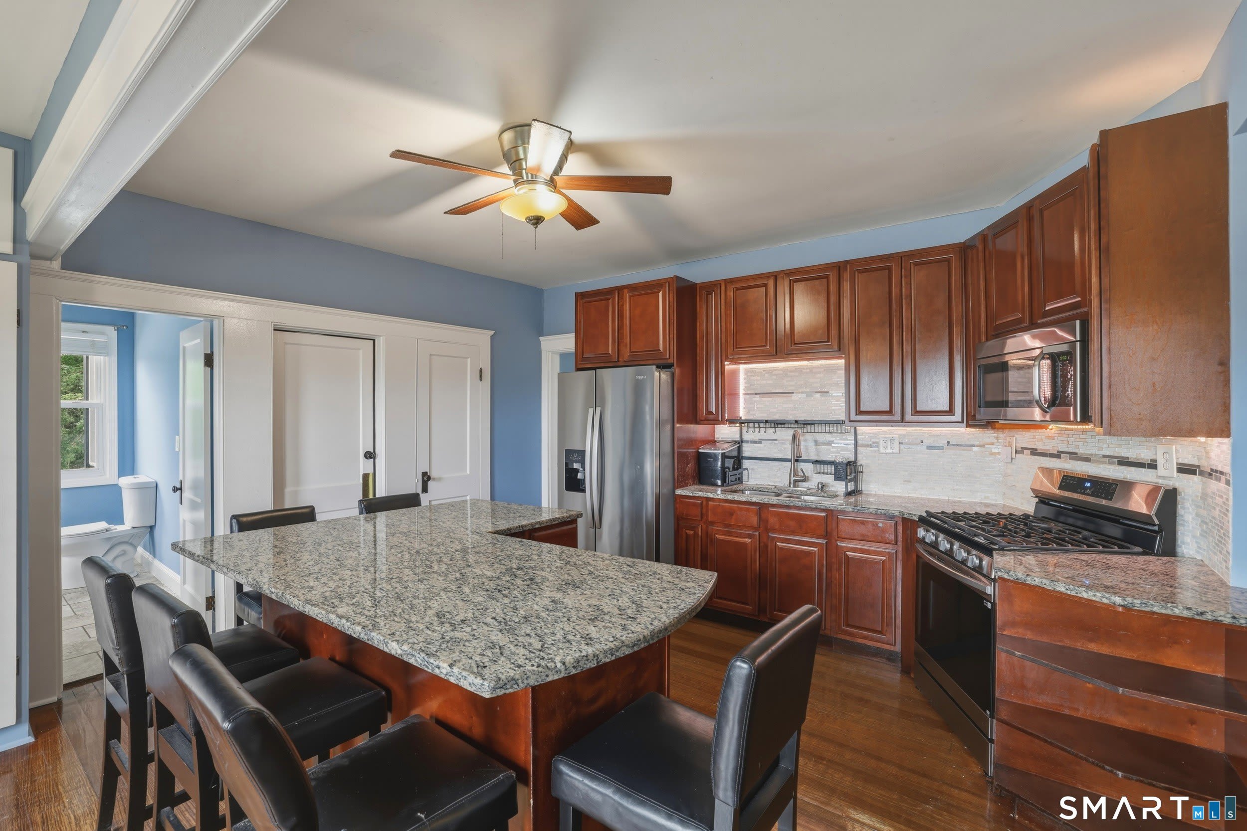 44 46 Perry Hill Road – photo 5