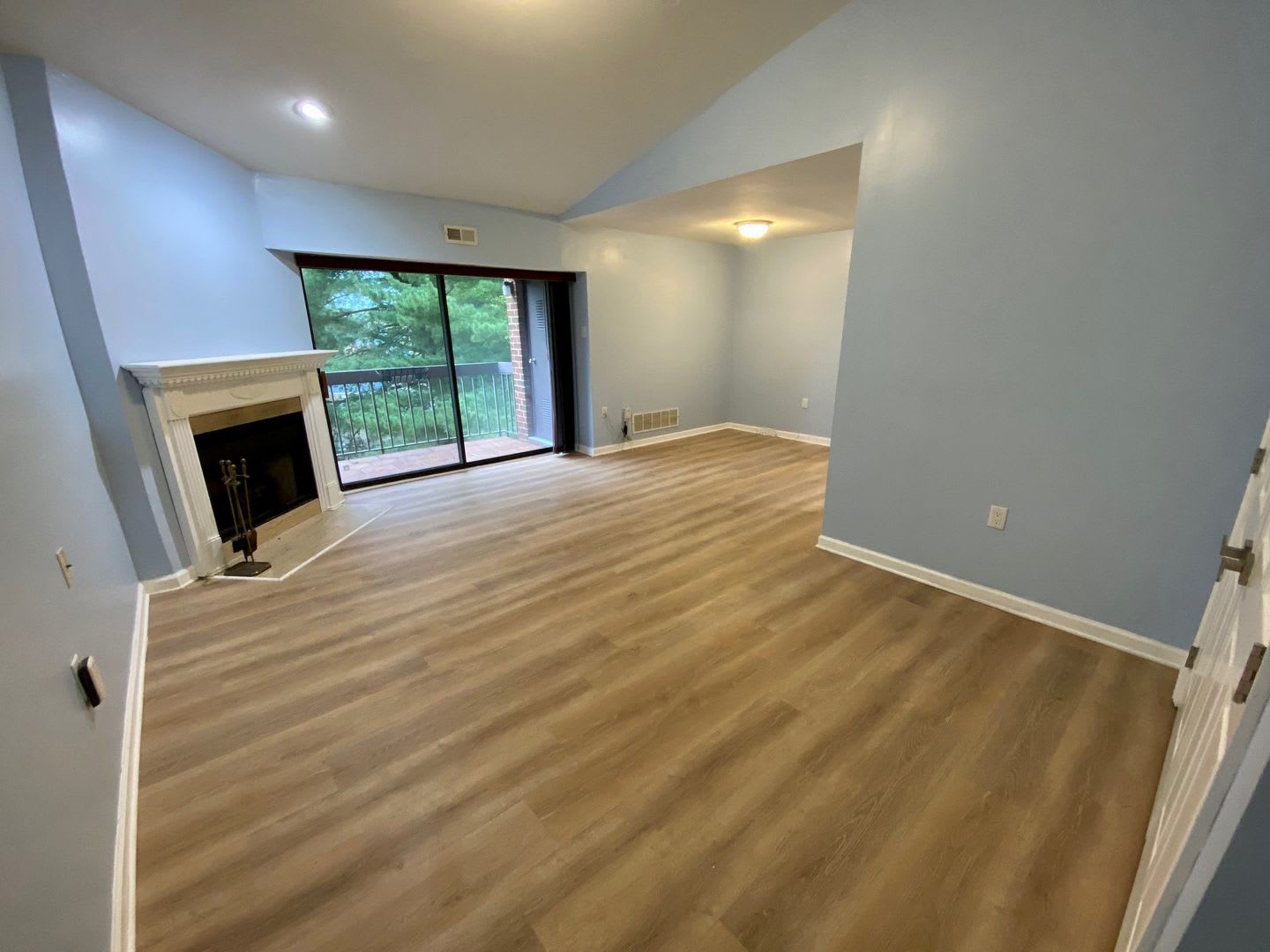 Top Floor Condo Available Soon In Sun Valley – photo 2