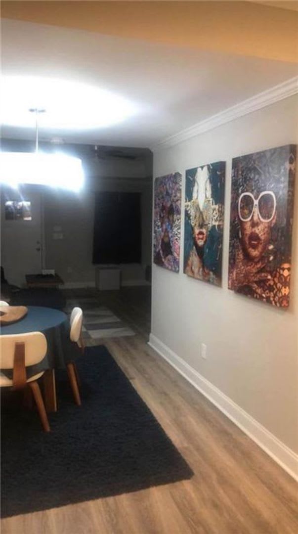 Room in 4 Bedroom Home at North Avenue NW – photo 4