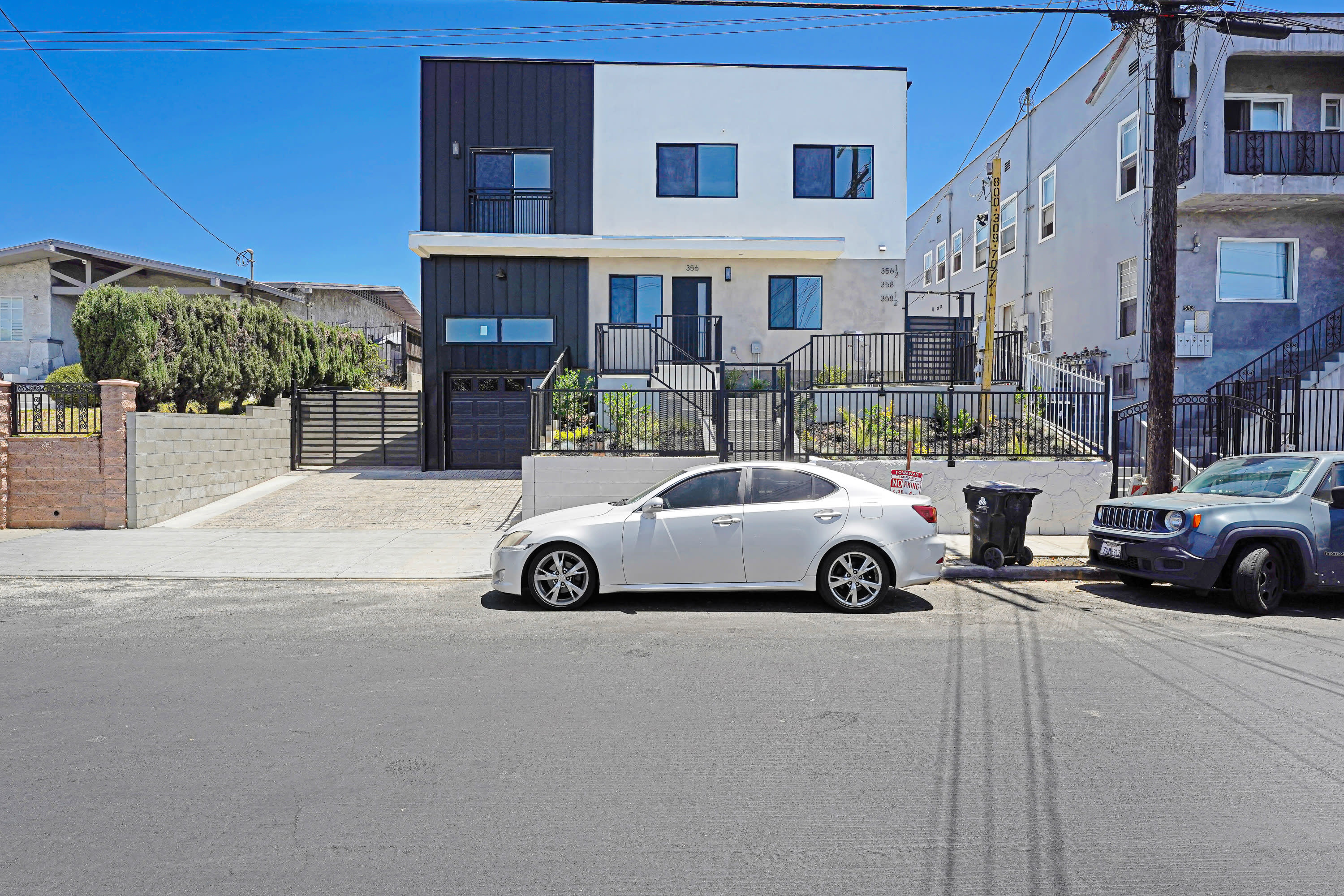 358 1 2 North Chicago Street – photo 1