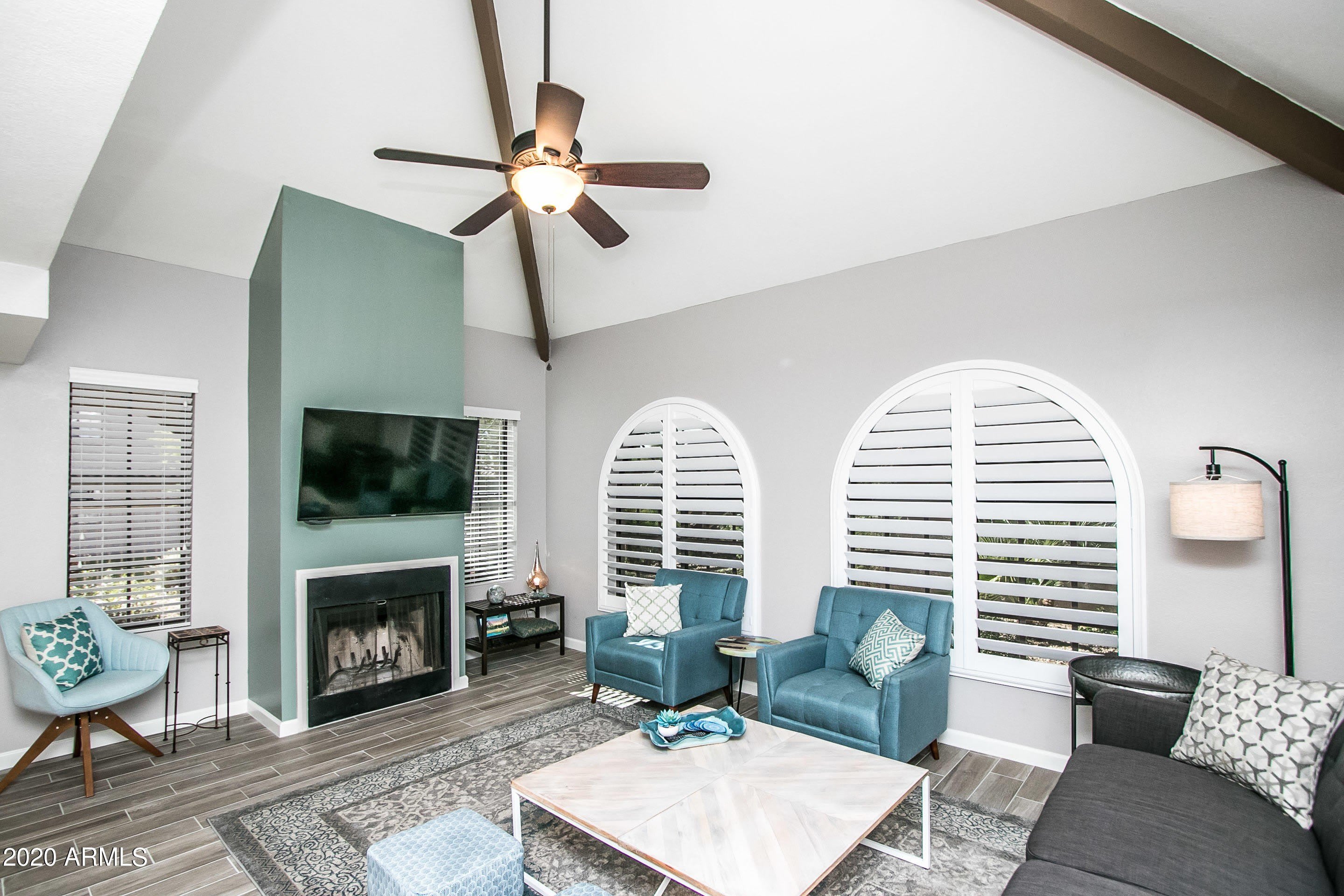 1211 N MILLER Road – photo 2