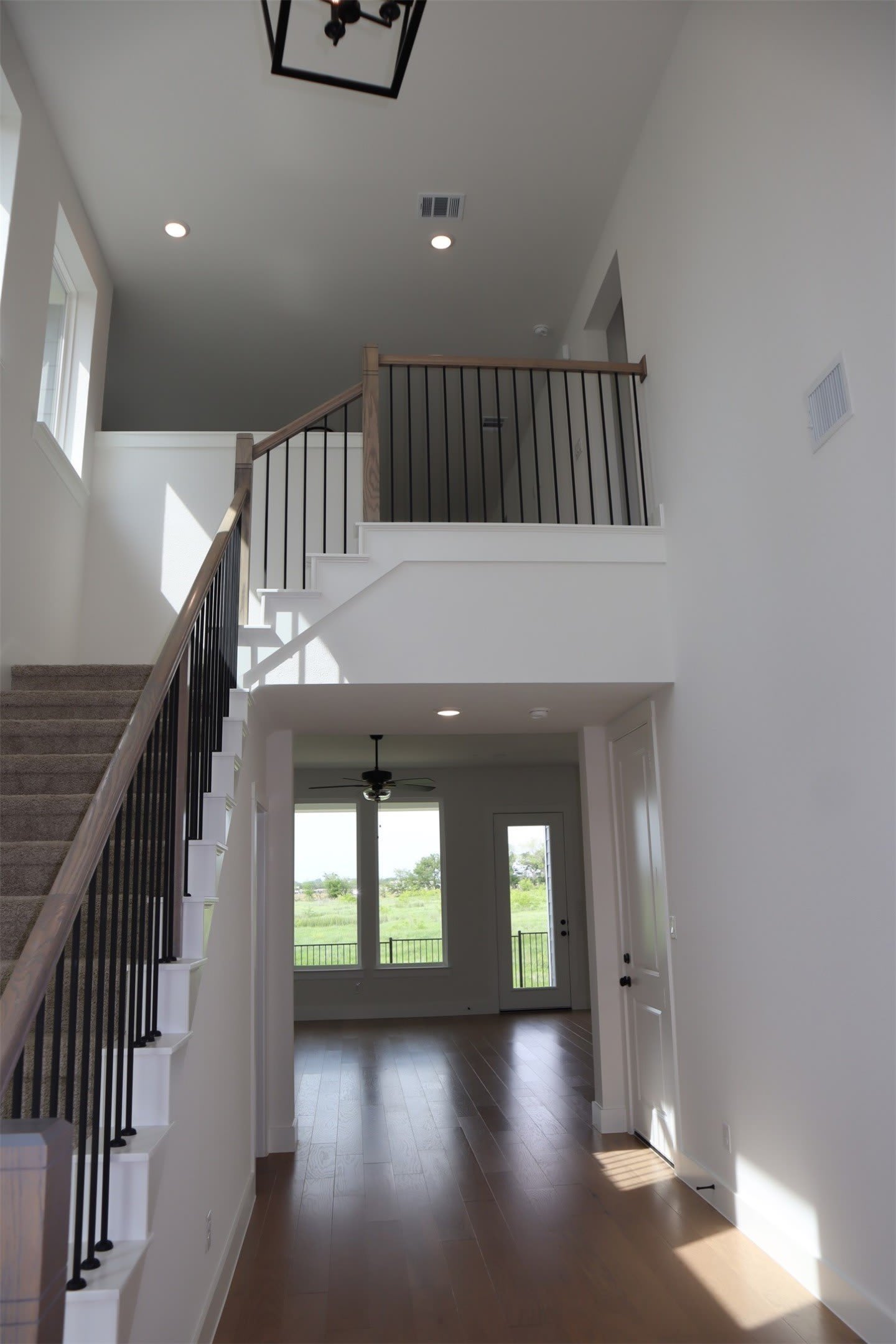 205 Chestnut – photo 2