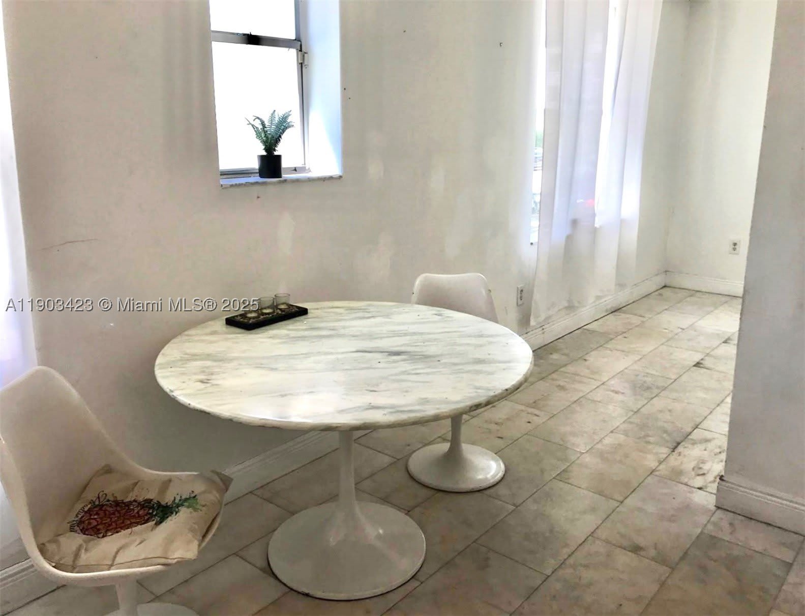 1502 Jefferson Ave – photo 4