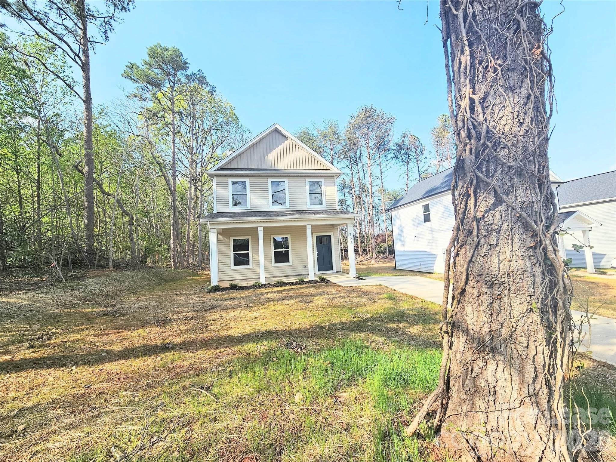 203 Benfield Road – photo 2