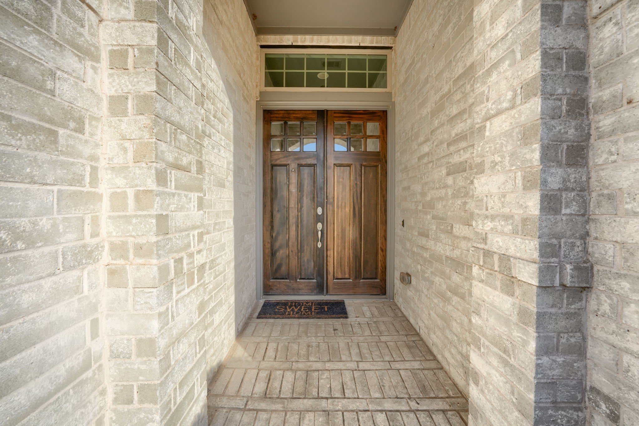 1164 Lucca Drive – photo 3