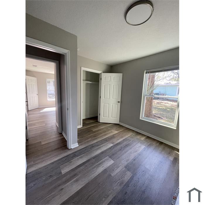 806 12th Street East – photo 4