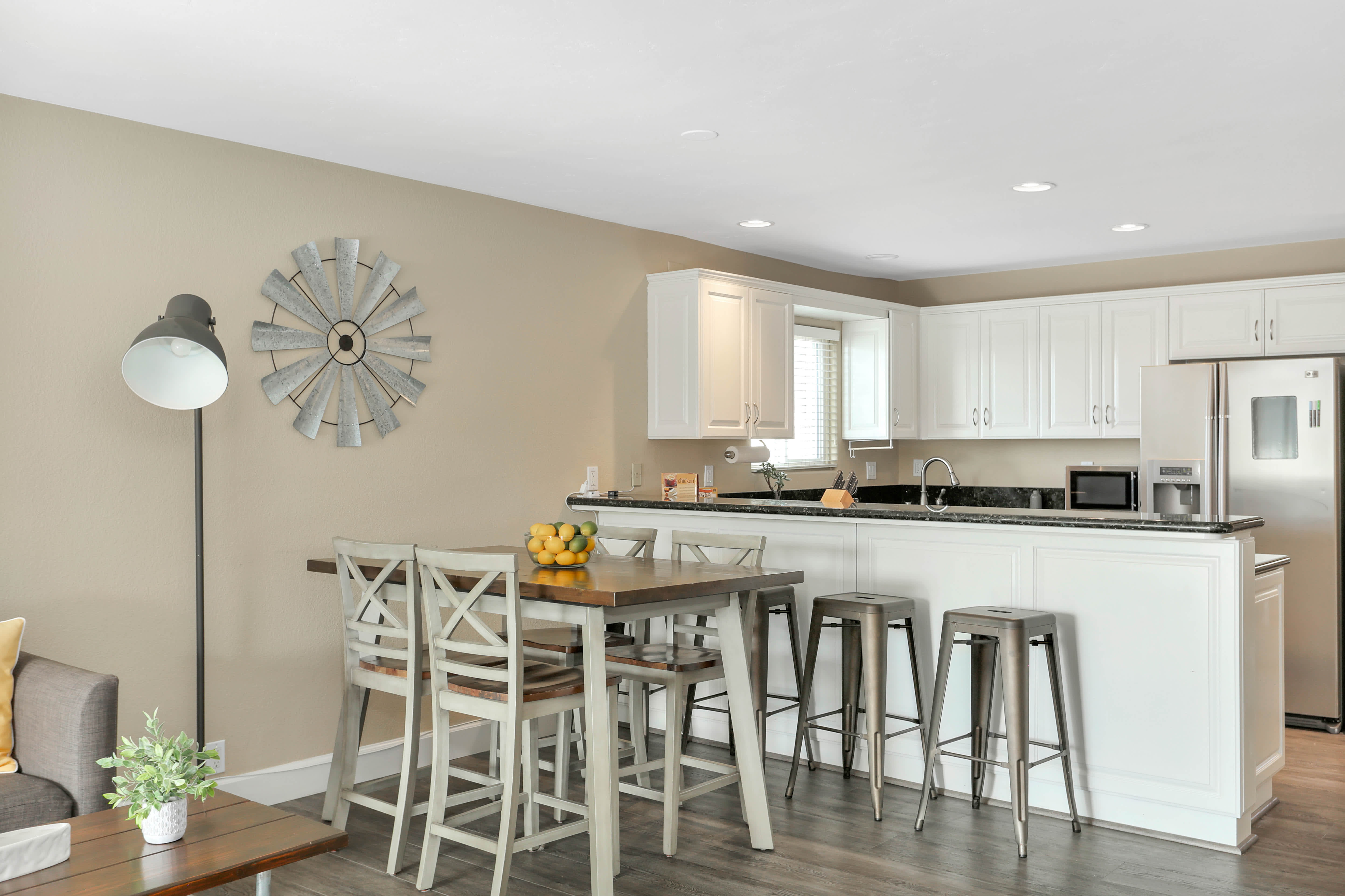 5915 Lauretta St – photo 3