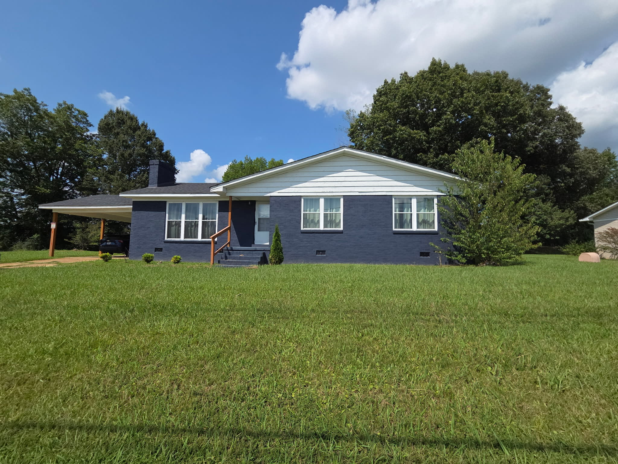 1387 E Jefferson St – photo 4