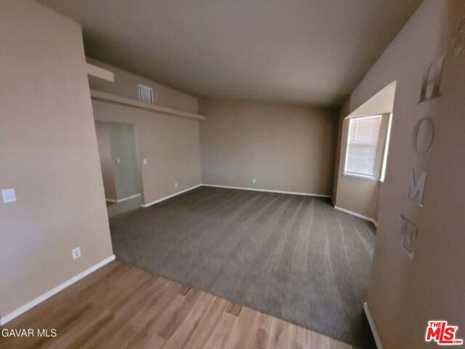 9825 Sally Ave – photo 2