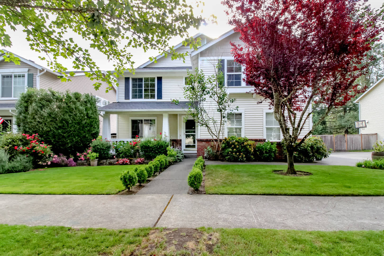 Renovated 4-BR Home with AC – photo 2