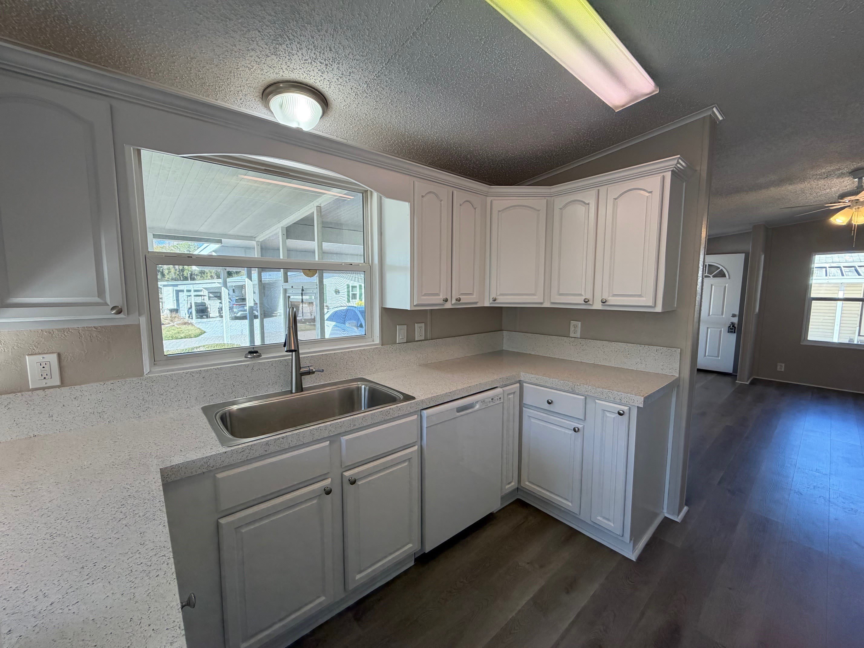 2035 Red Cedar Dr – photo 2