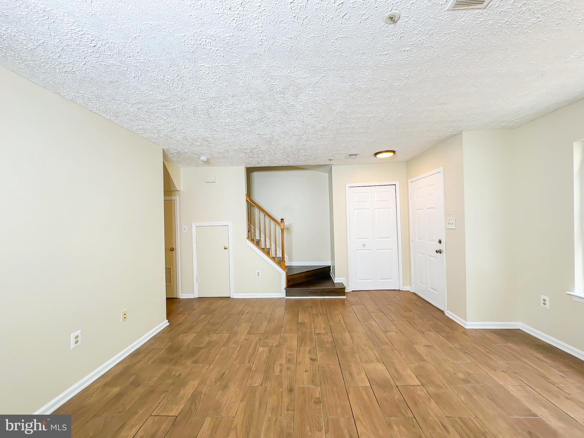 7218 MAHOGANY – photo 2