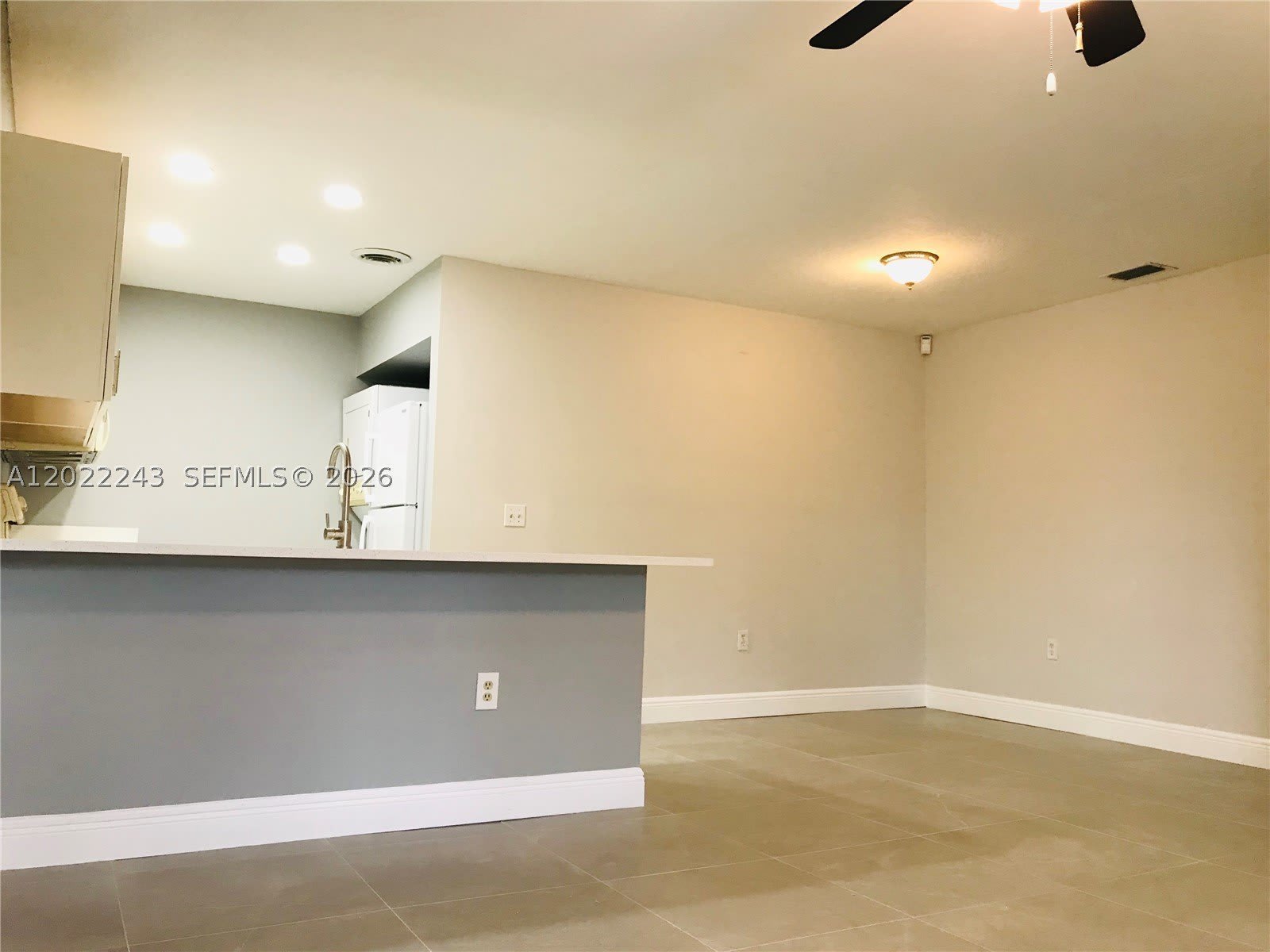 565 NW 100th Pl – photo 3