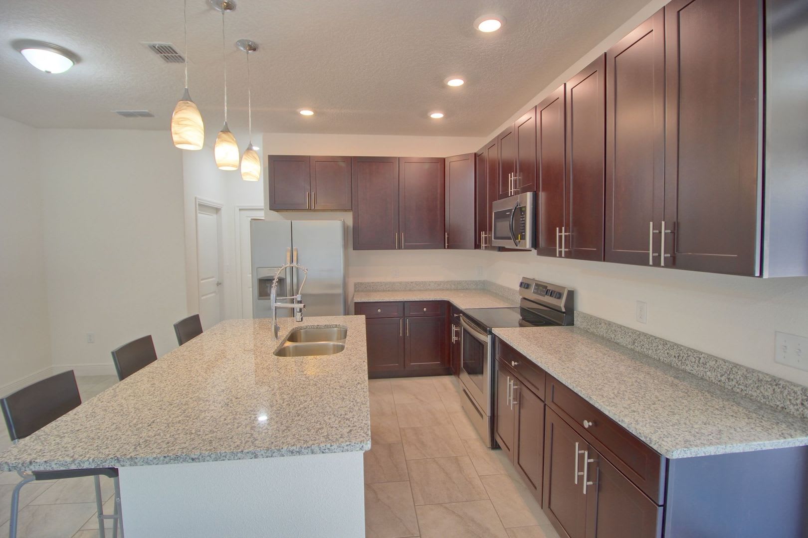 5054 Marina Drive – photo 4