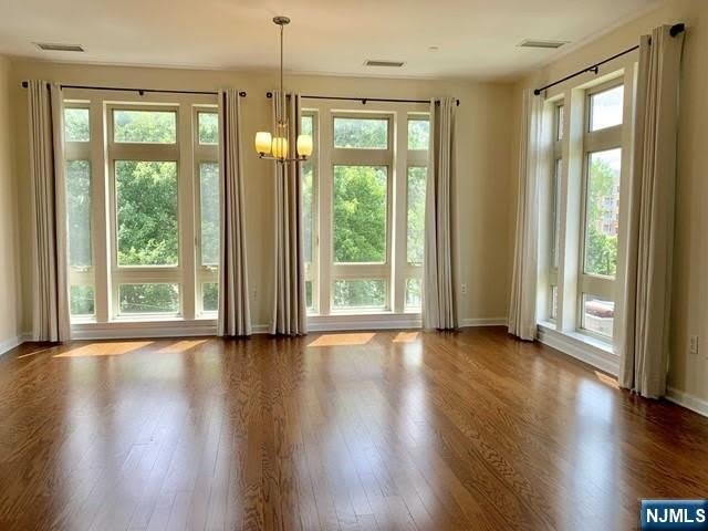 3325 Riverview Avenue – photo 5