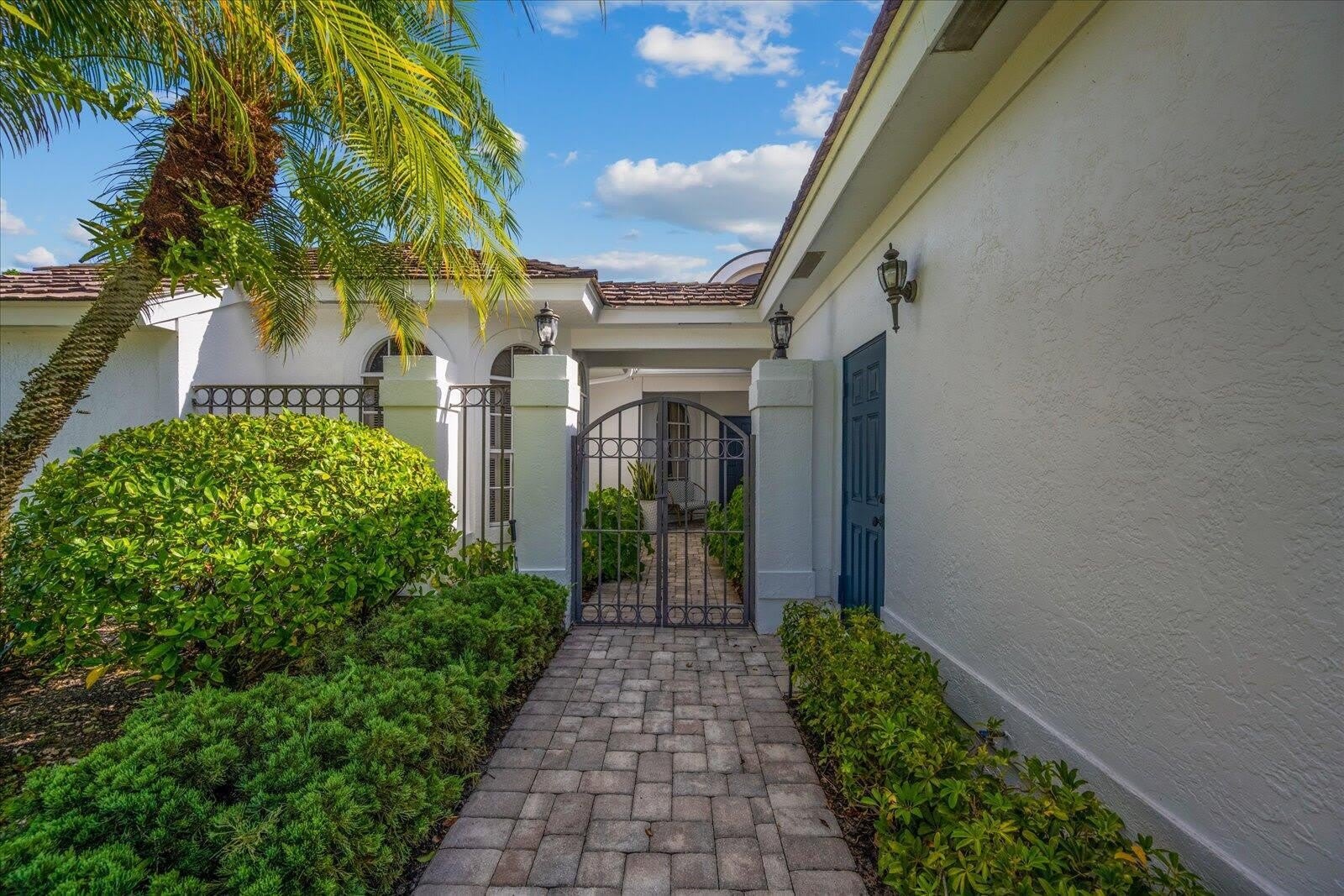 2466 Muir Circle – photo 3