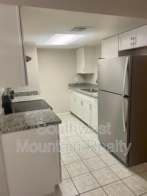133 E Ingram St – photo 2