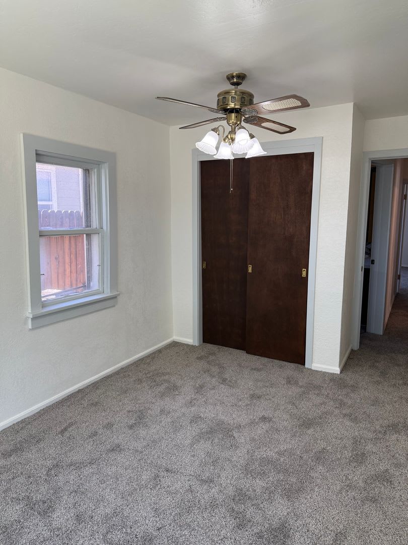 2 bed 1 bath on Montezuma – photo 5