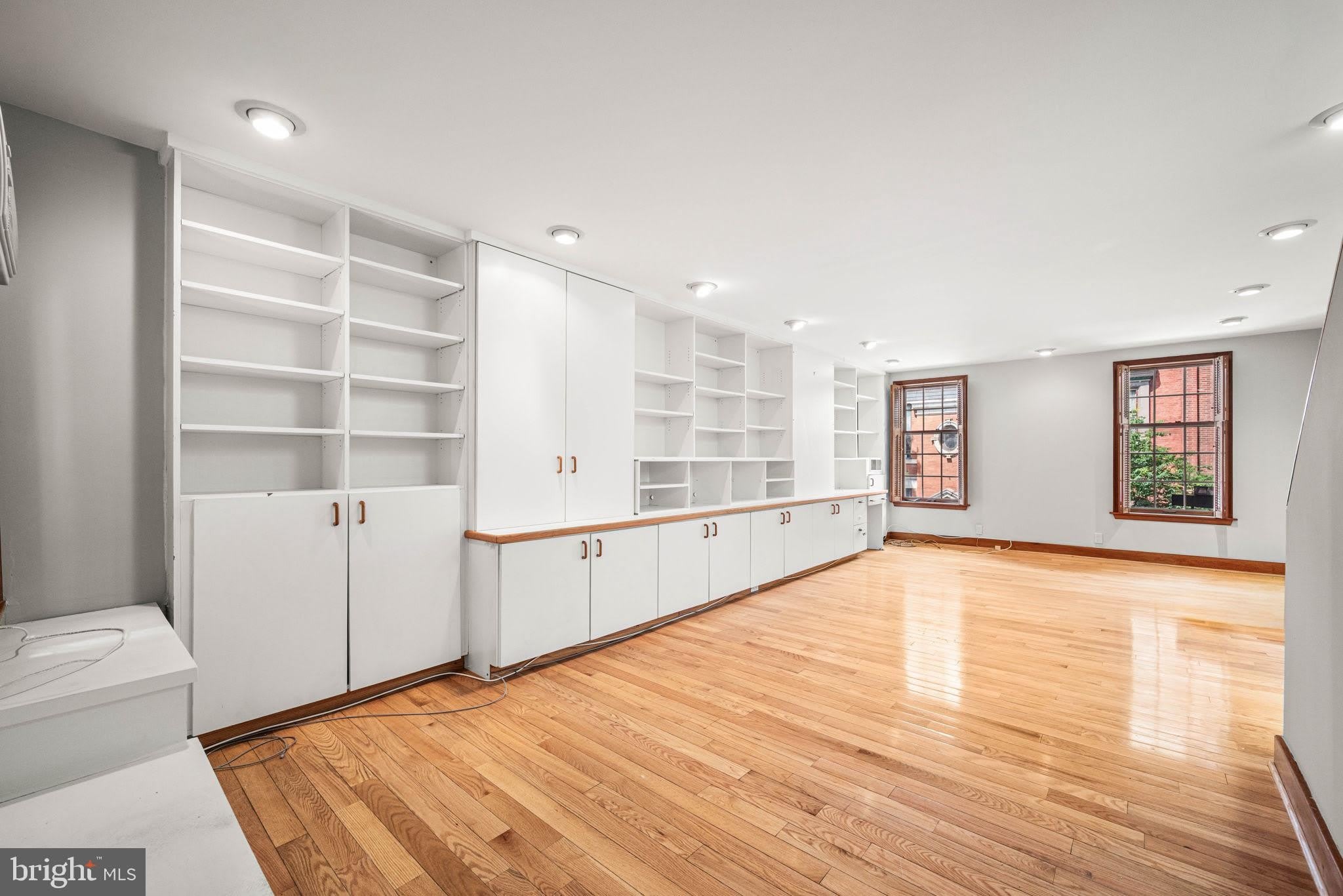 241 S 23RD Street – photo 4