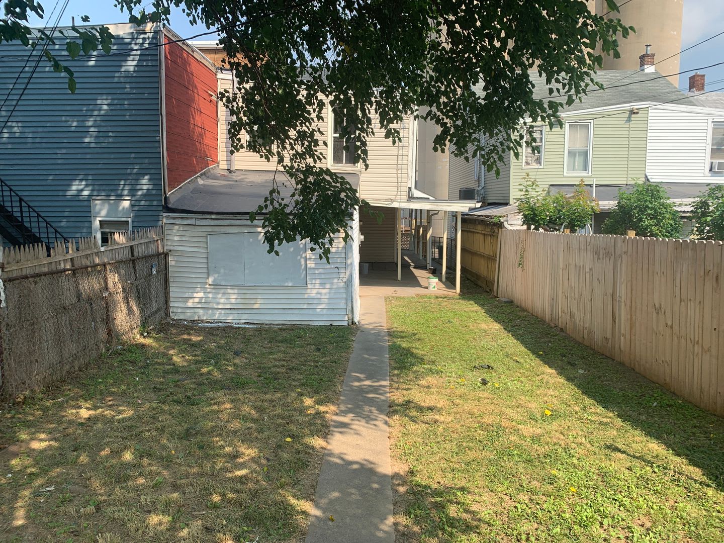 House with Yard and Parking-Video in the Pictures! – photo 4