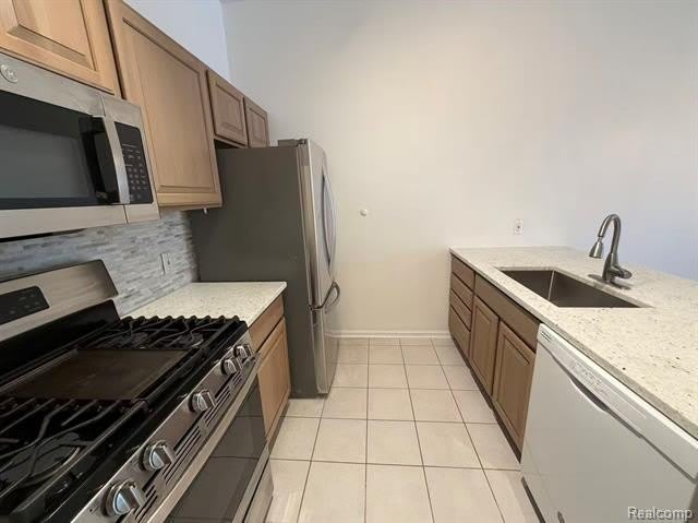 2710 S Knightsbridge Circle – photo 5