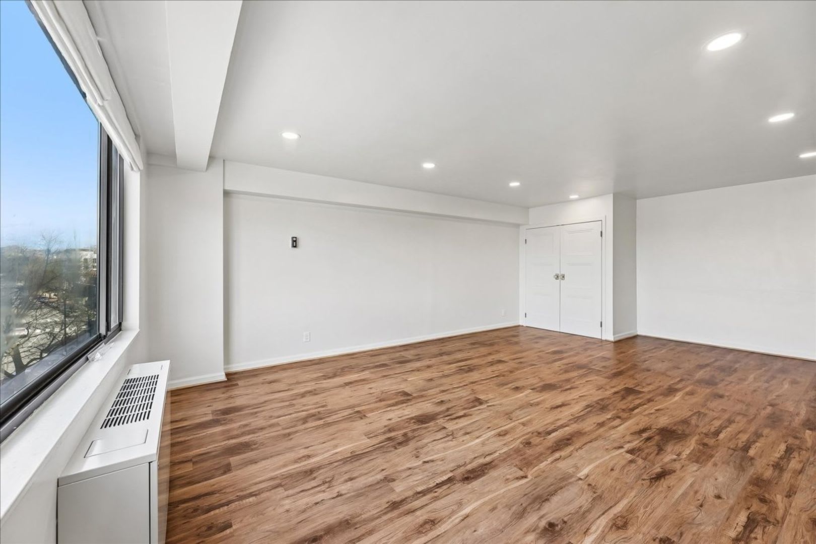 Cathedral Heights Condo 1 Bed 1 Bath 750 Sf – photo 4
