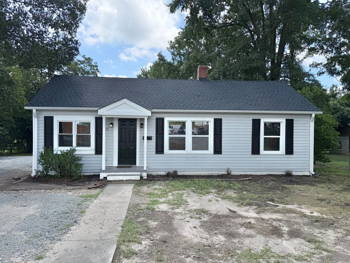 4 Bedroom/2 Bath Home for Rent – photo 1