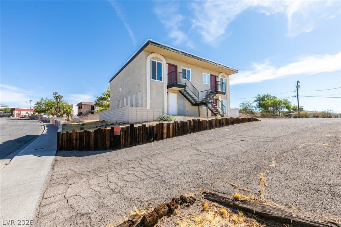525 Fir Street – photo 2