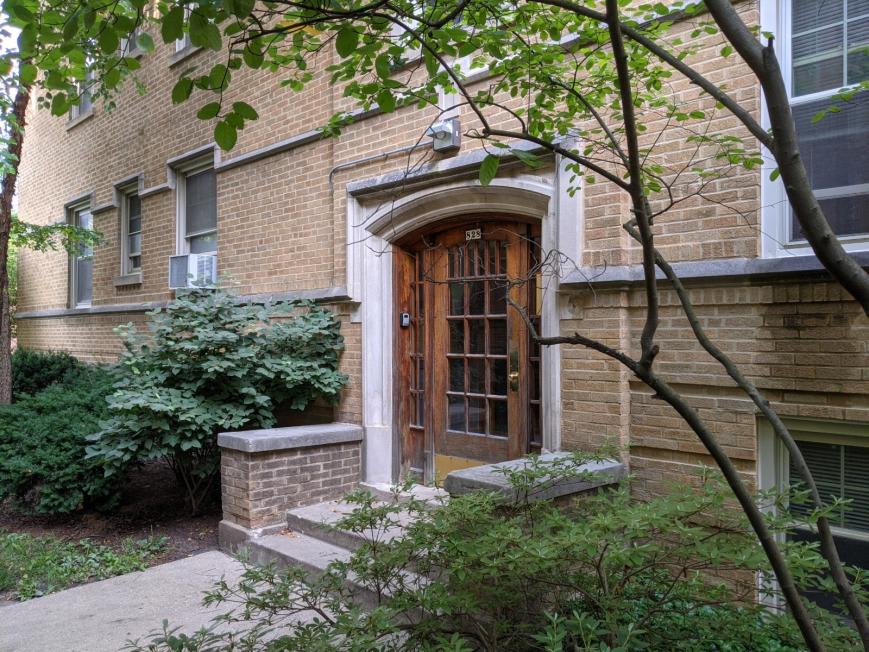 828 Reba Place – photo 1