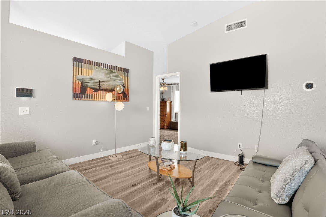 7566 Glowing Ember Court – photo 4