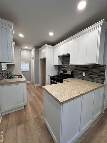 2286 Tuxedo Street – photo 4