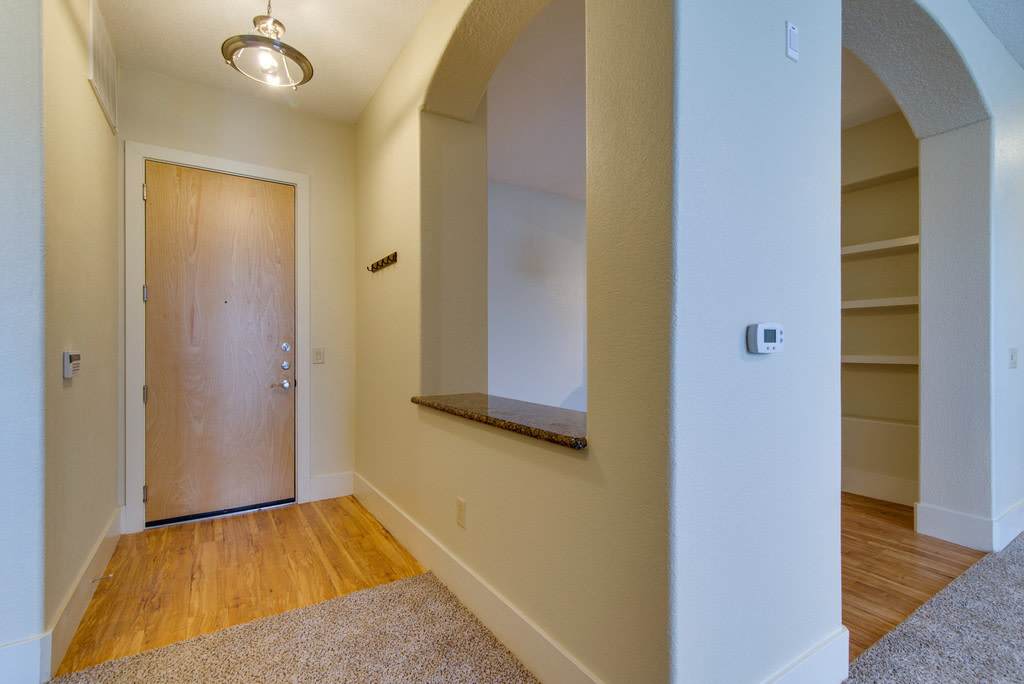 2 Bed 2 Bath In Green Hills Belmont Vanderbilt – photo 2