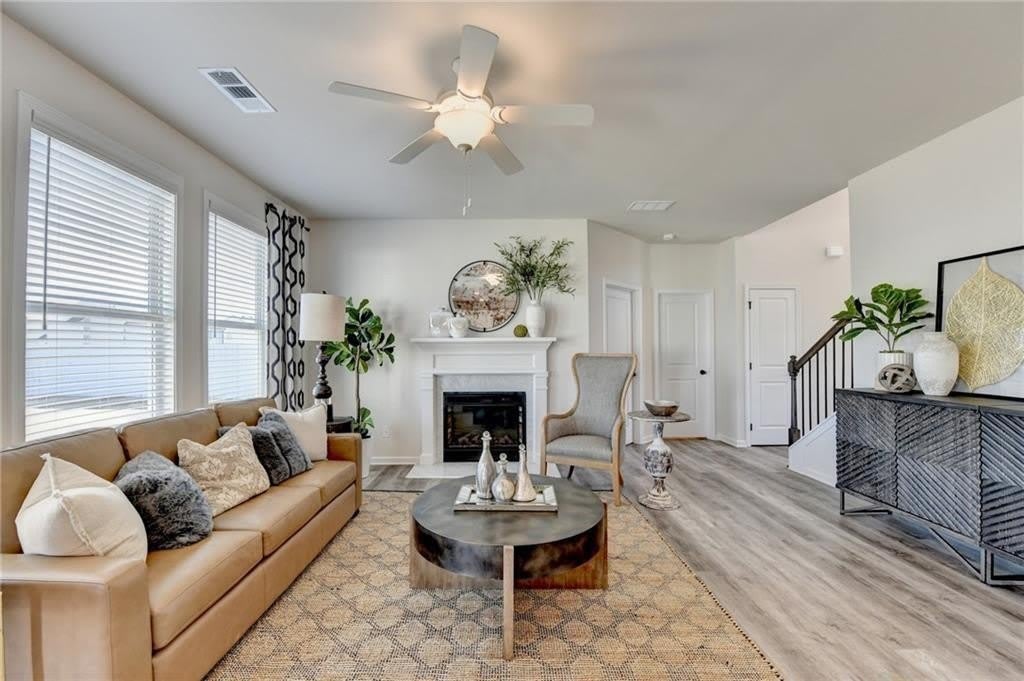 326 Rodeo Drive – photo 4