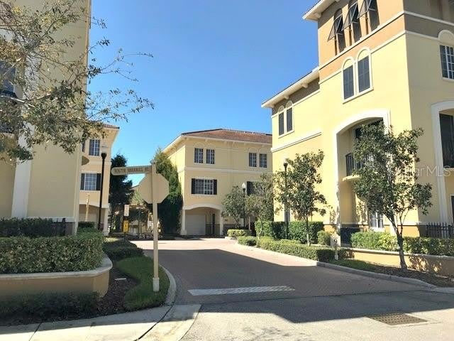 105 S SHERRILL Street – photo 2