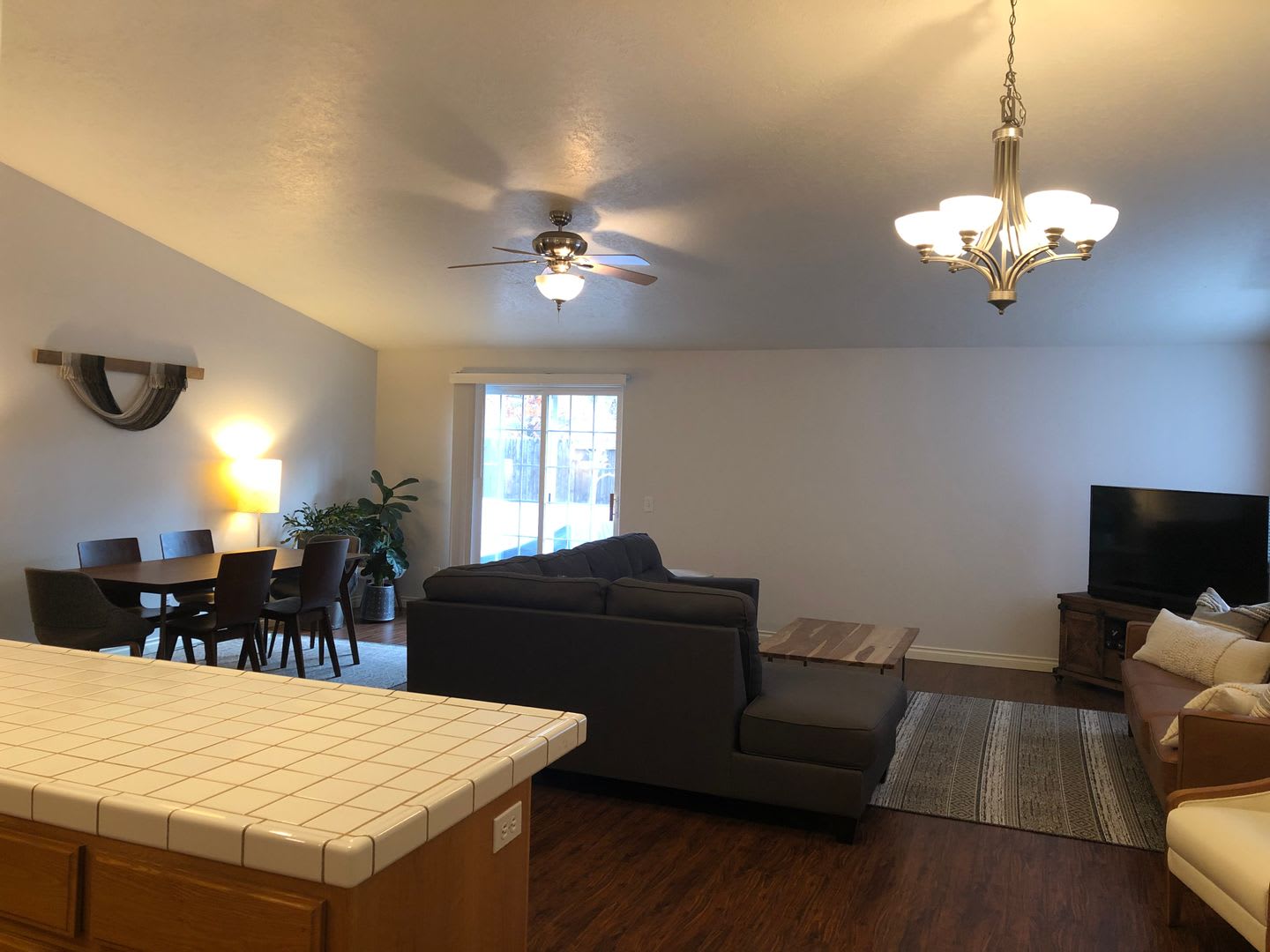 Ranch Style Home Close To River Trails With A C – photo 3