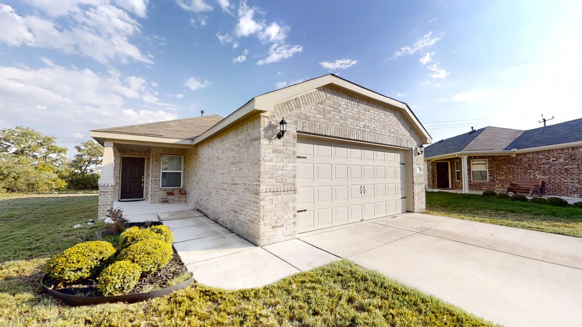 GORGEOUS 3bd/2ba – photo 1