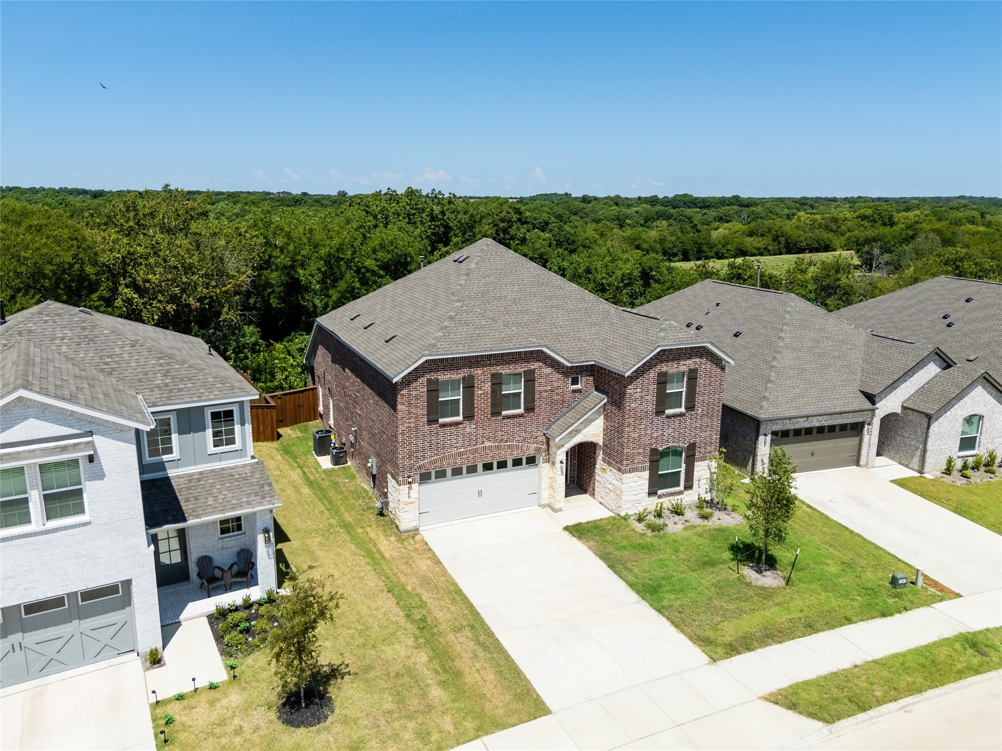 1209 Misty Brook Drive – photo 2
